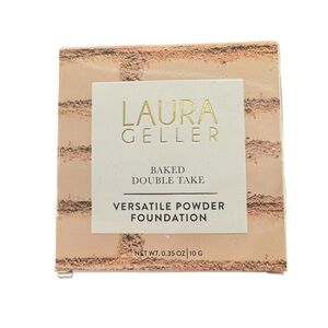 LAURA CELLER BAKED DOUBLE TAKE VERSATILE POWDER
FOUNDATION • medium